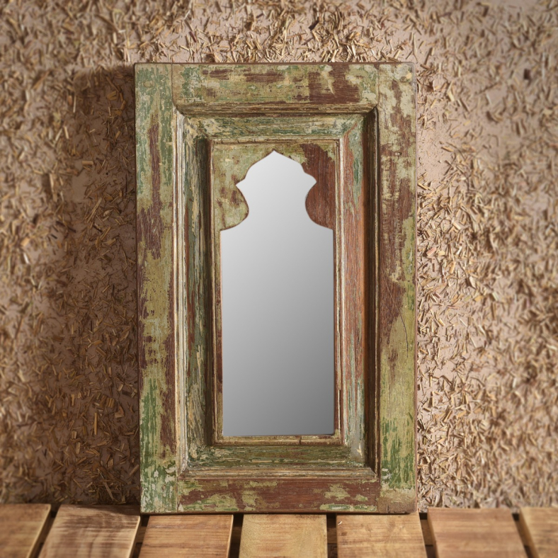 Frona Vintage Wall Mirror 