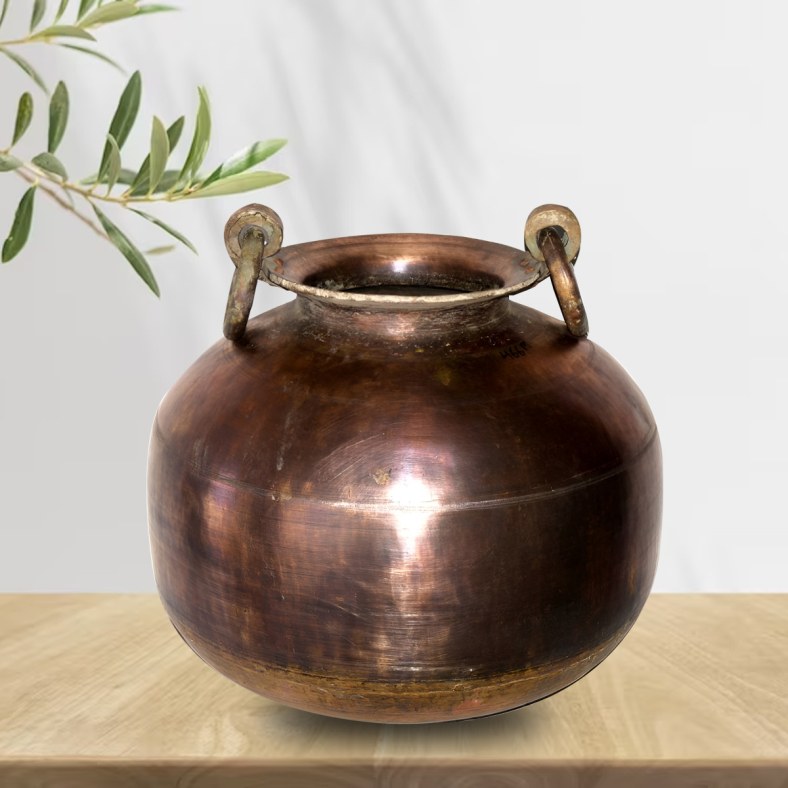 Aronas Brass Pot