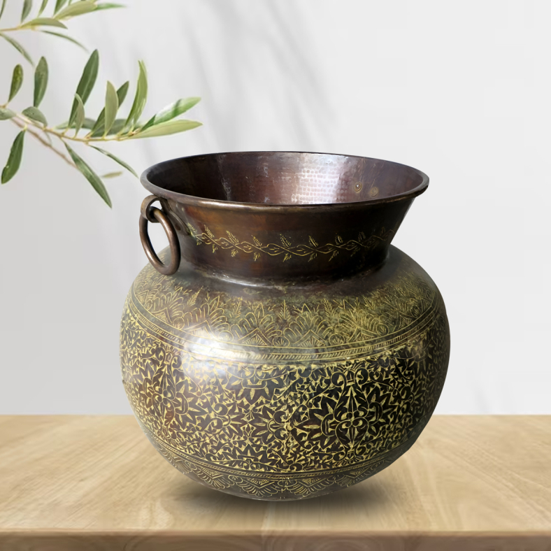 Benas Brass Pot