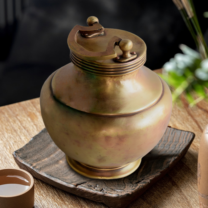 Emilija Brass Pot