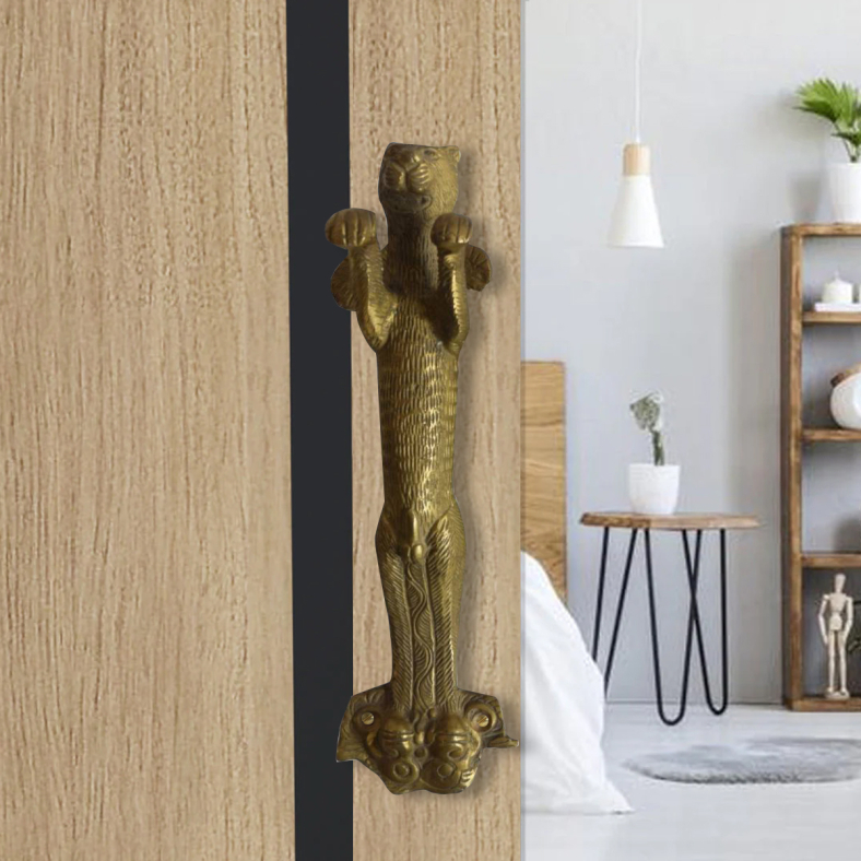 Tiera Brass Handle