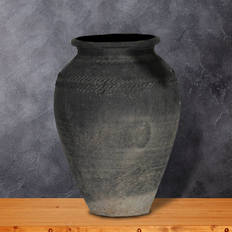 Venetia Clay Pot