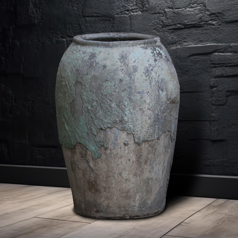 Amora Clay Pot