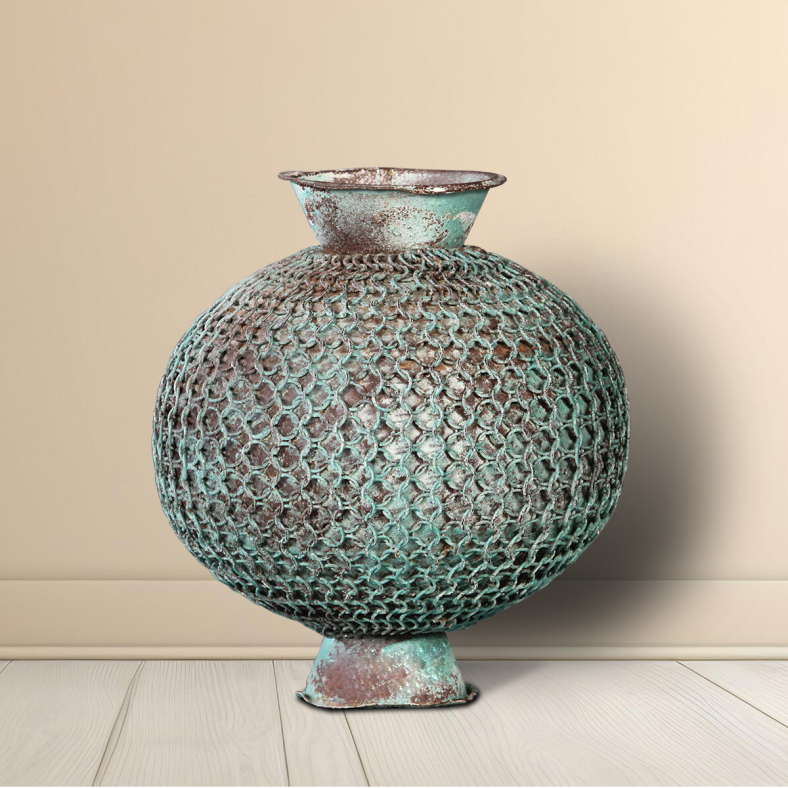Dea Iron Pot