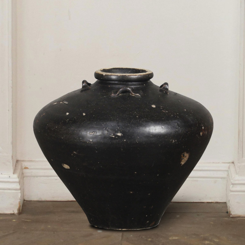 Oak Ceramic Pot