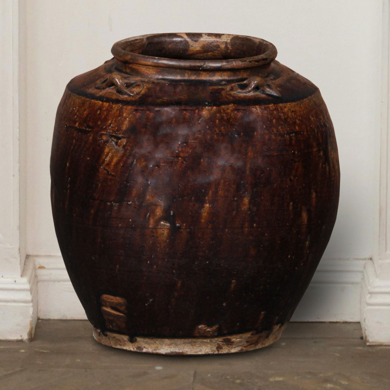 Story Ceramic Pot