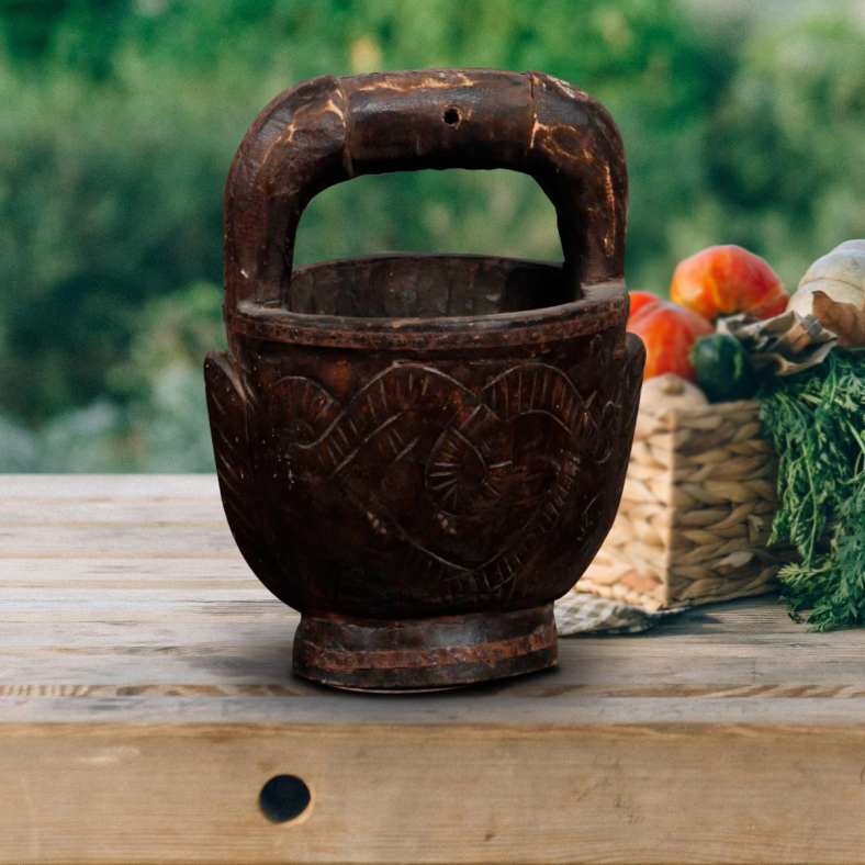 Novan Wooden Pot