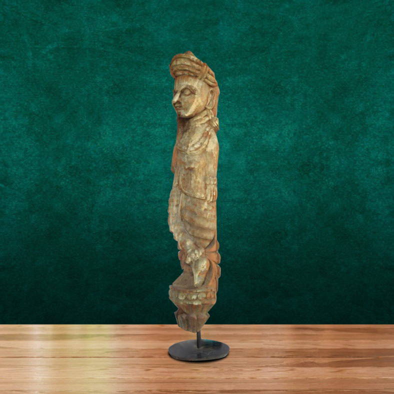 Yaiza Wooden Bracket On Stand