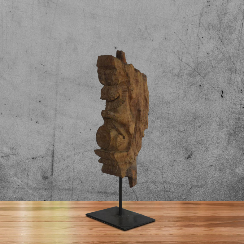 Mariano Wooden Bracket On Stand