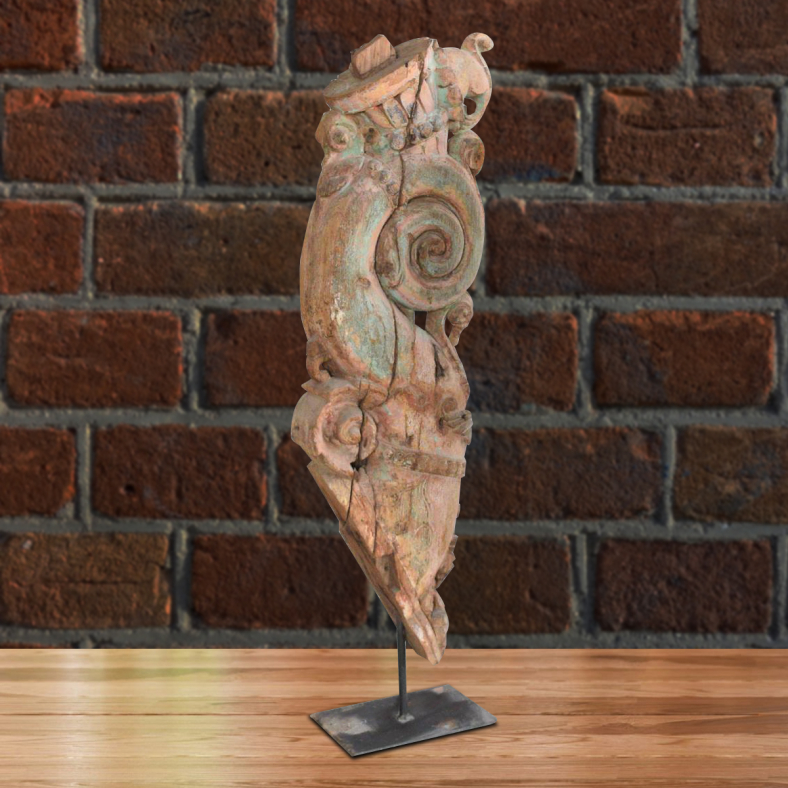 Nile Wooden Bracket On Stand
