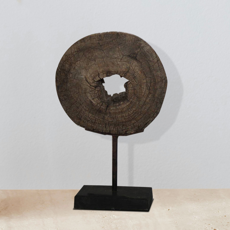 Guita Vintage Wheel On Stand Curio