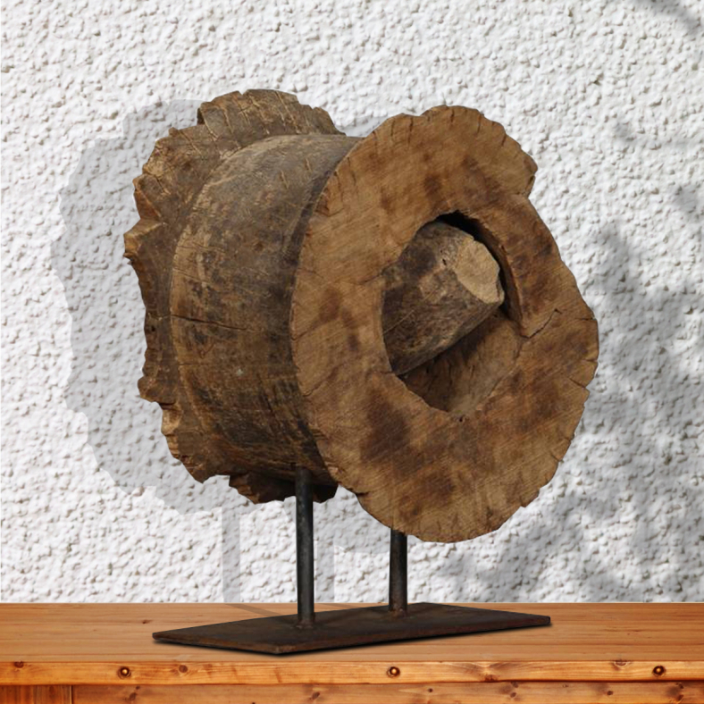 Nigarish Vintage Wheel On Stand Curio