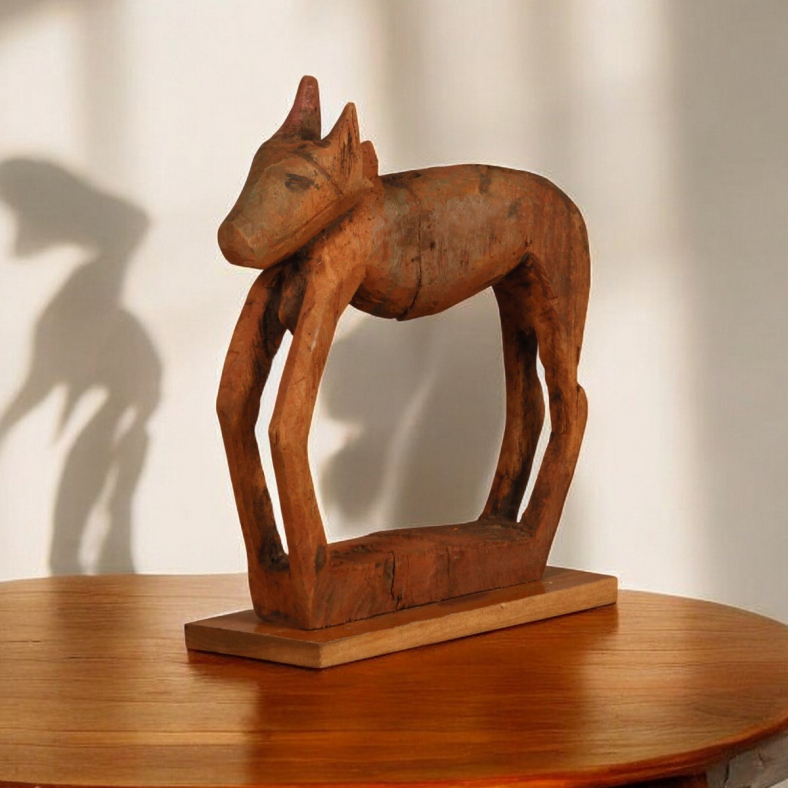 Odell Wooden Nandi on Stand