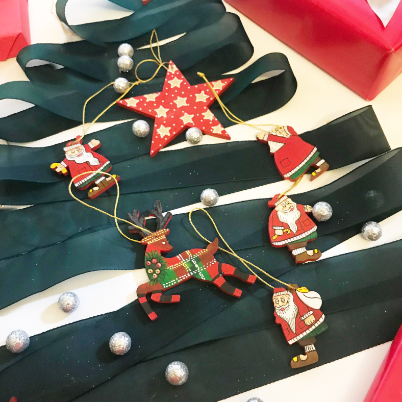 Christmas Charm Ornament Set of 7