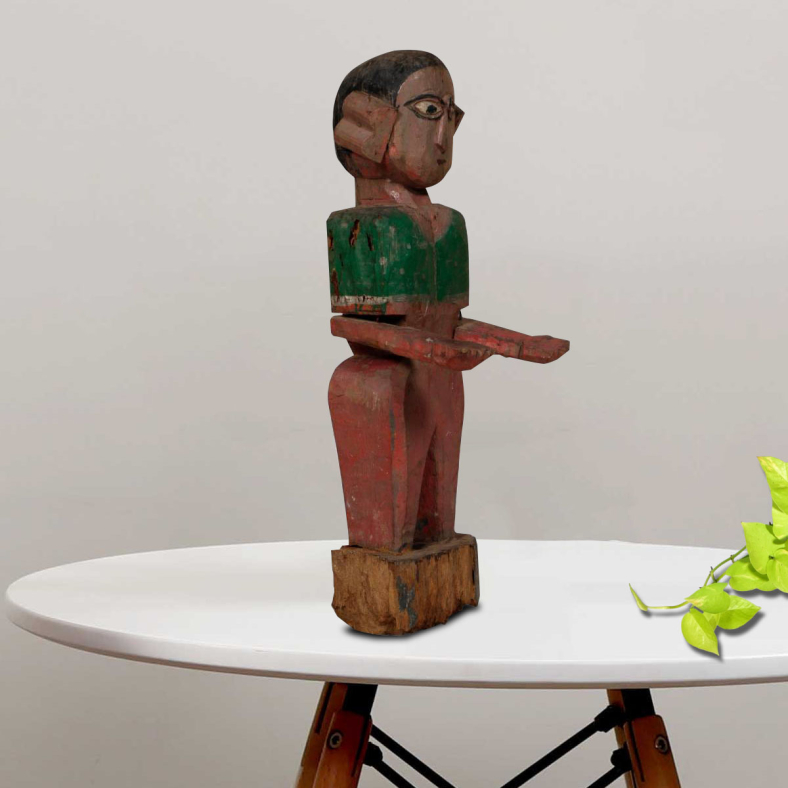 Anaya Lady Statue