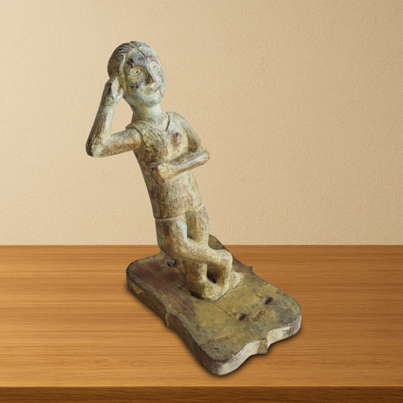 Elyvanna Wooden Statue