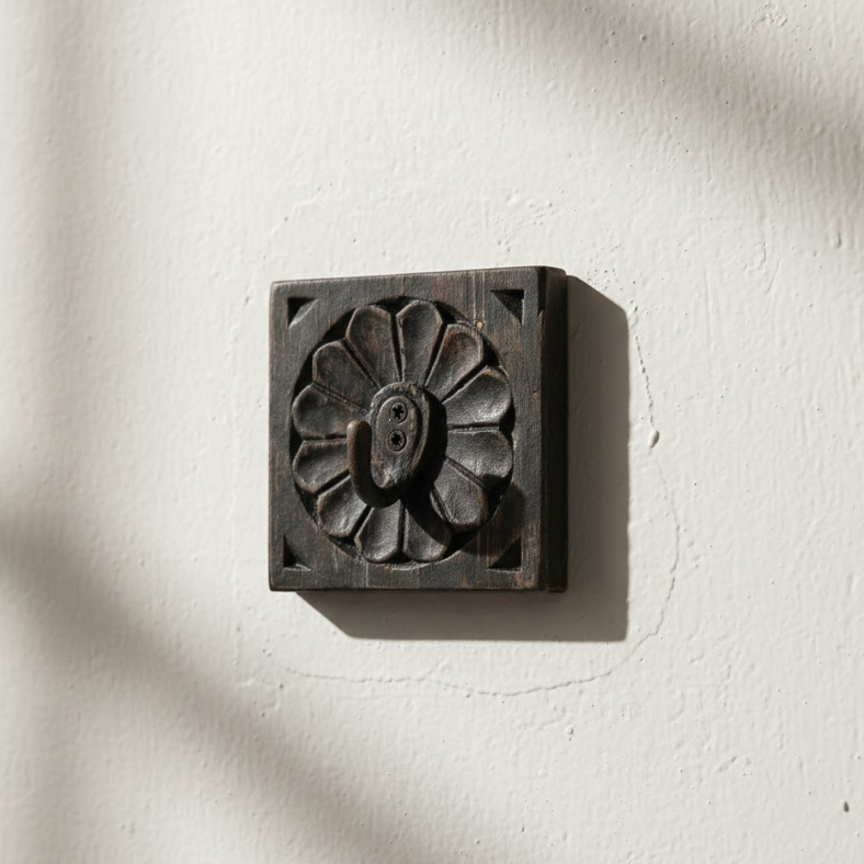 Tavr Wooden Wall Hook