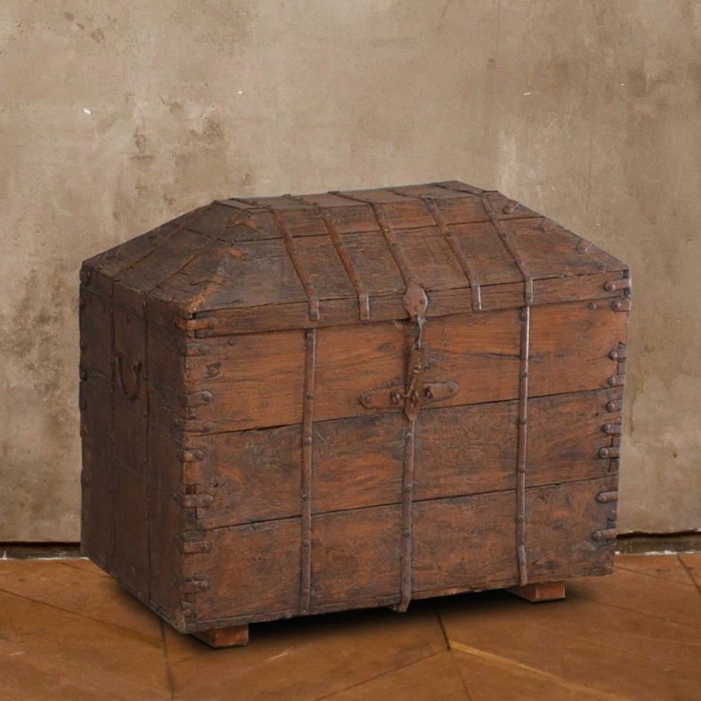 Neroli Wooden Trunk