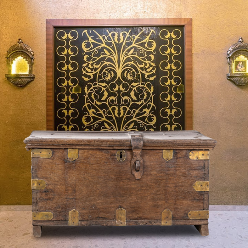 Agueda Vintage Wooden Trunk 
