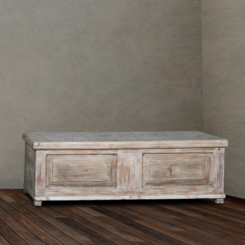 Alvaro Wooden Trunk
