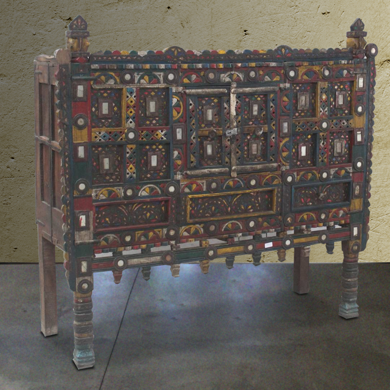Amyntas Wooden Damachiya