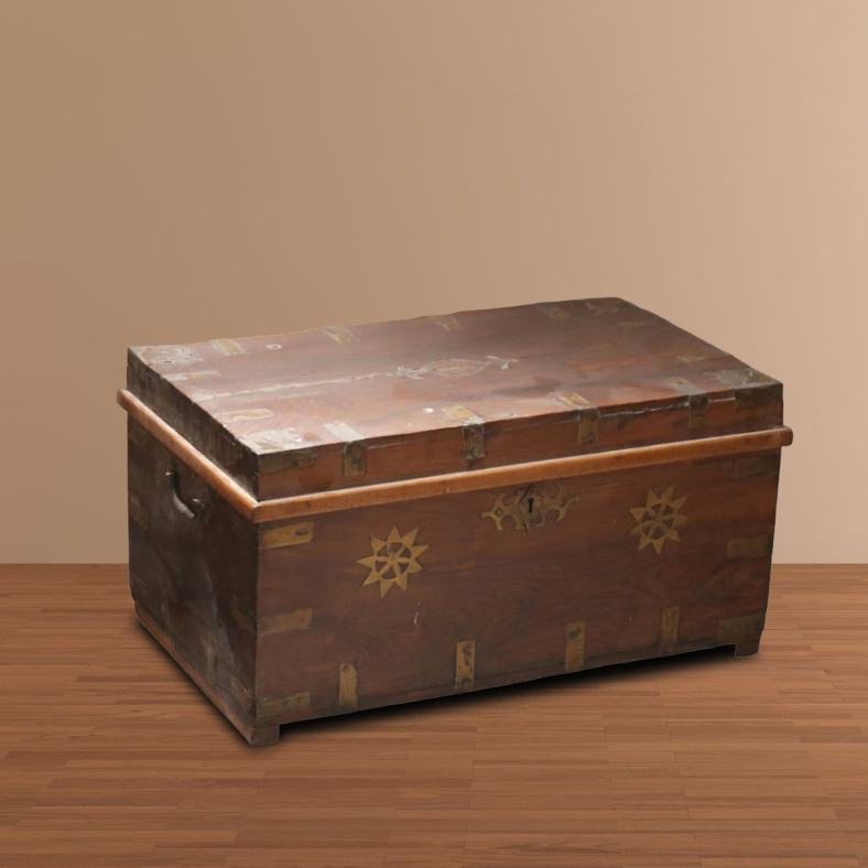 Veda Wooden Trunk