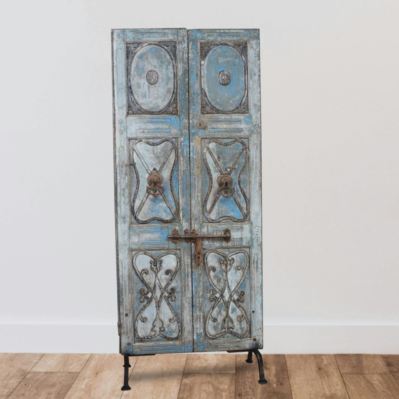 Nixie Decorative Door On Stand