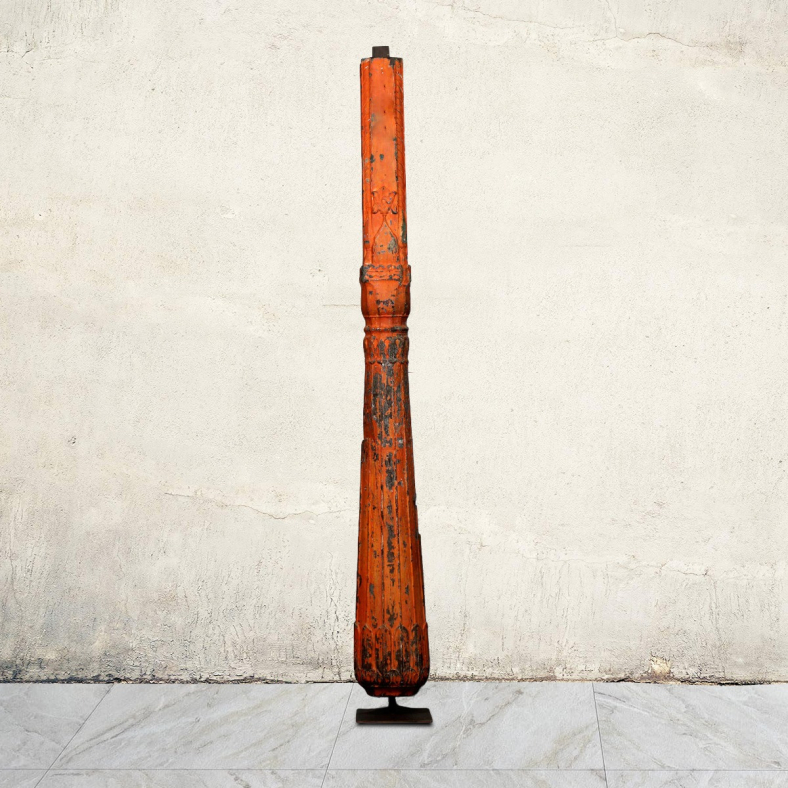 Porter Wooden Pillar On Stand