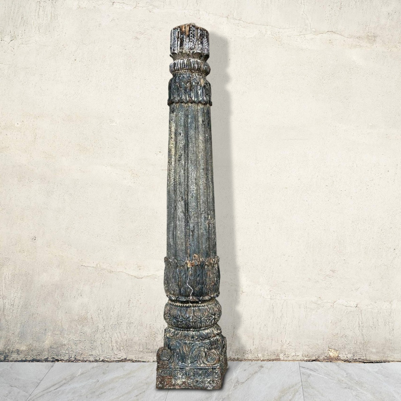 Bellosom Wooden Pillar