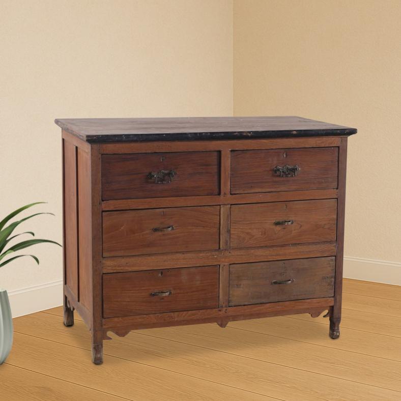 Naevetha Wooden Chest