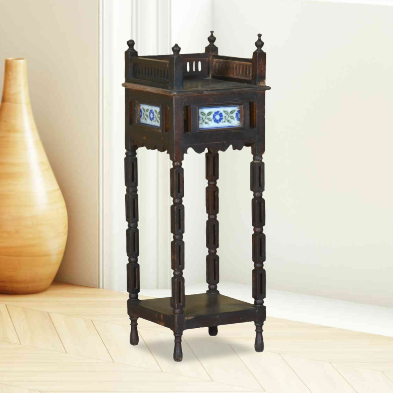 Feyric Wooden End Table