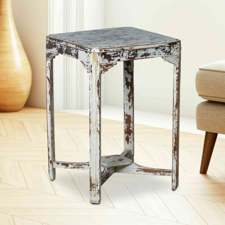Kaelorin Wooden End Table