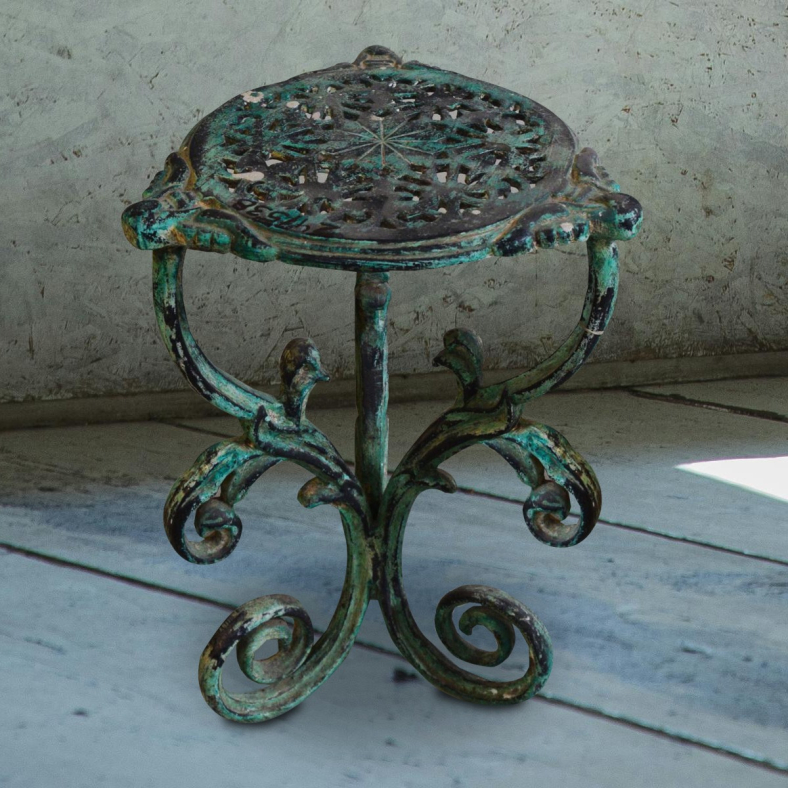 Zoramir Cast Iron Accent Table