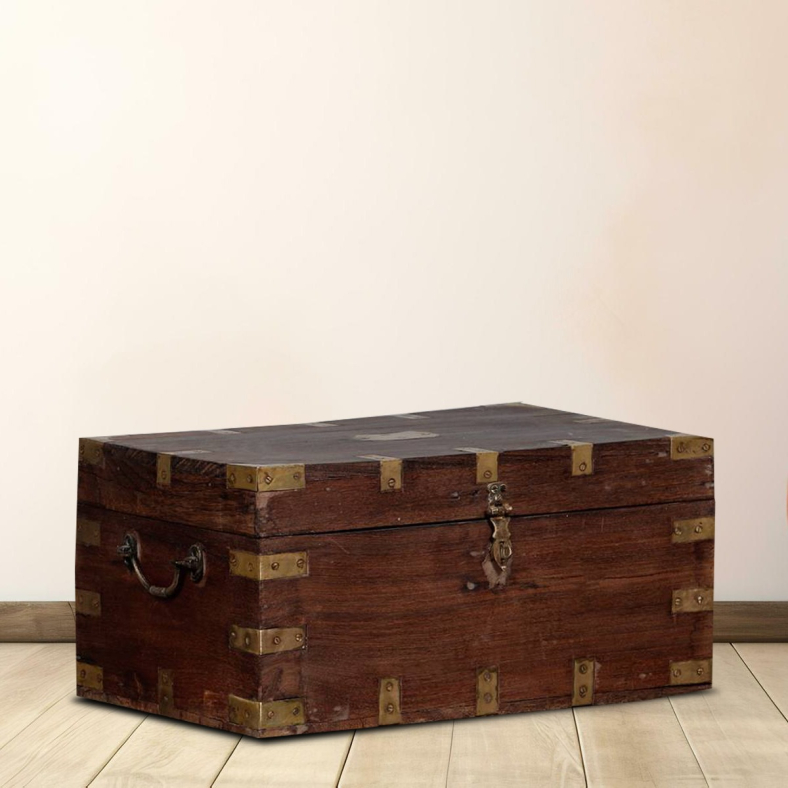 Sylmorin Wooden Trunk