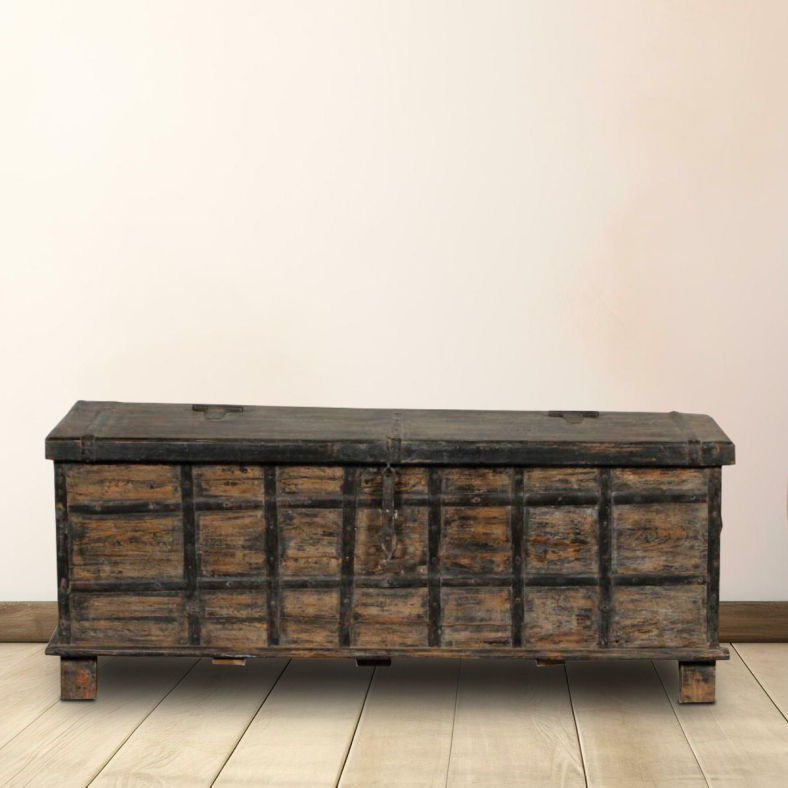 Marnethis Wooden Trunk