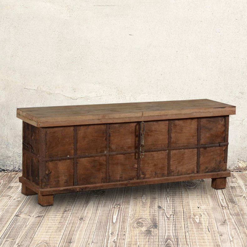 Myrelion Wooden Trunk