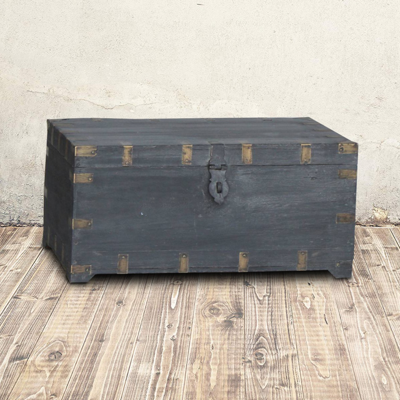 Tavionel Wooden Trunk