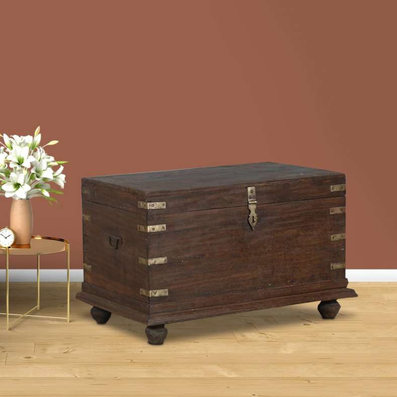 Eronva Wooden Trunk