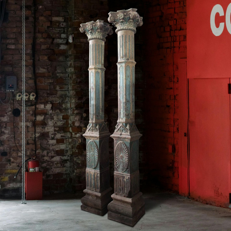 Valiryn Wooden Pillar Set of 2