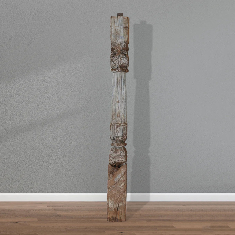 Amaris Wooden Pillar