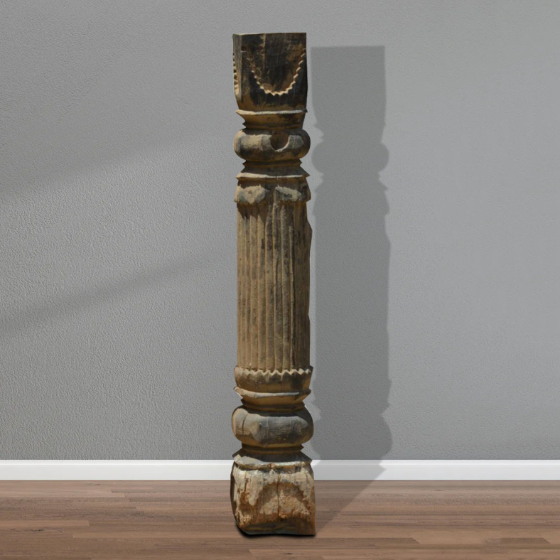 Nicanor Wooden Pillar
