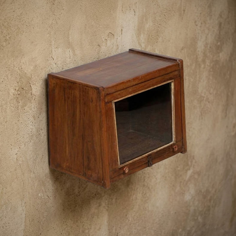 Adriel Wall Hanging Showcase
