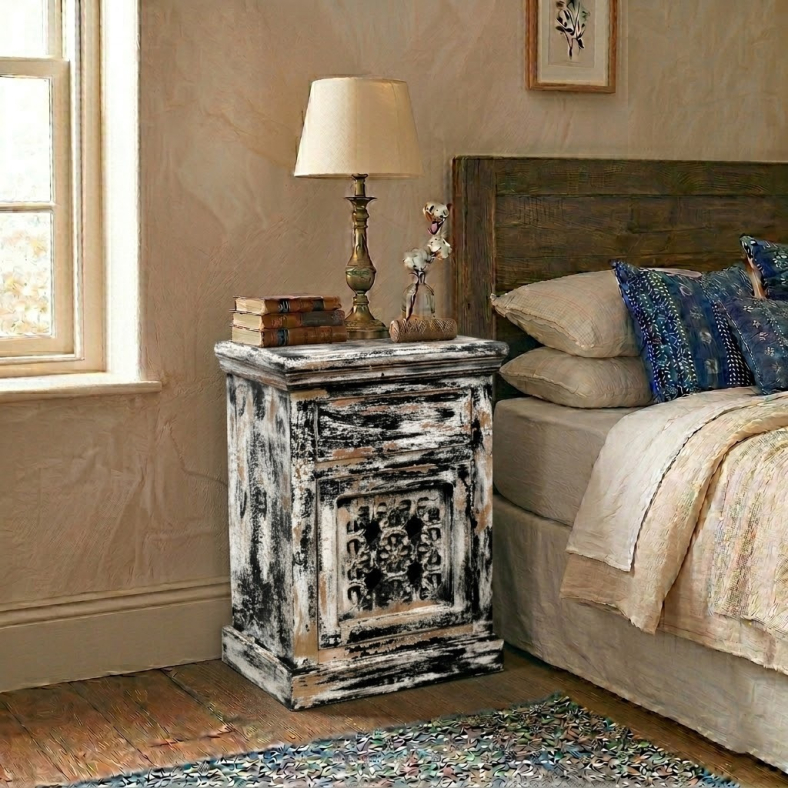 Egle Bedside Table 