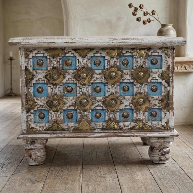 Balthasar Wooden Trunk