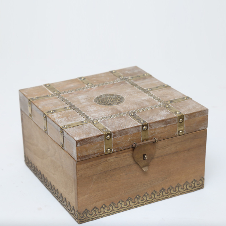 Ella Boxed-in Beauties Wooden Jewellery Box