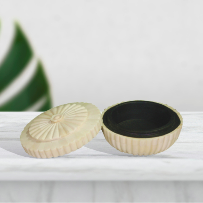 Aybuke Round Bone Inlay Box