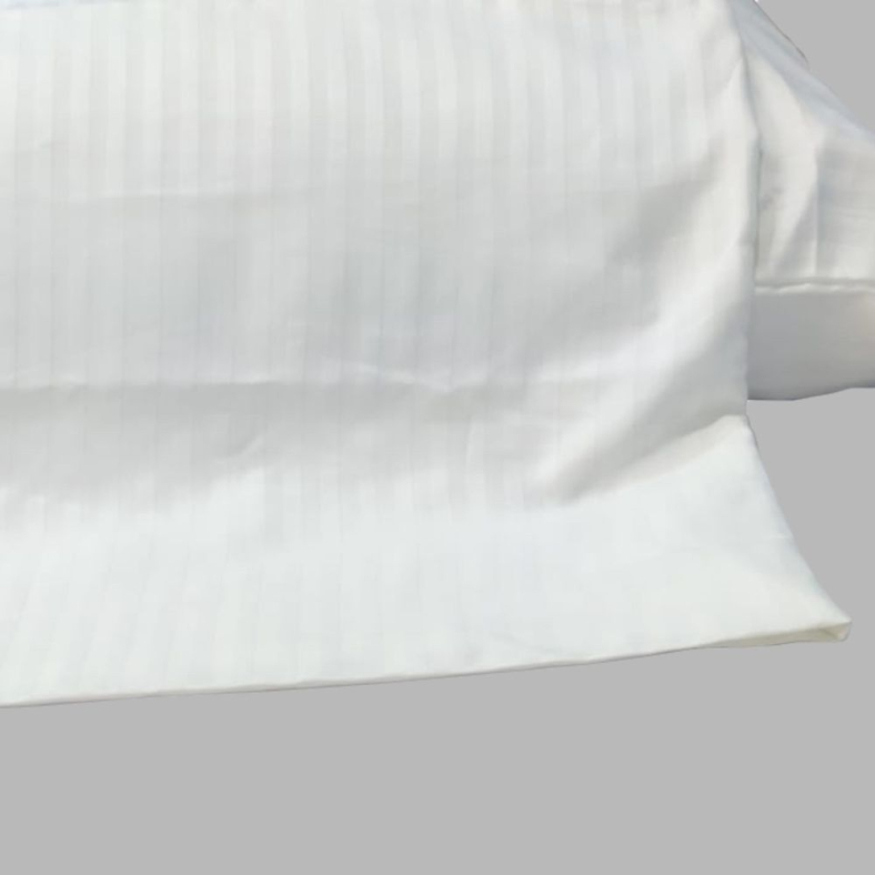 Lisa Satin Pillow Cover King 