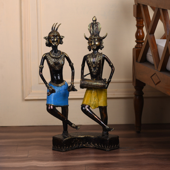 Room setting displaying the Dhokra Madia Madin Tribal Musician Set  -Artisans Rose
