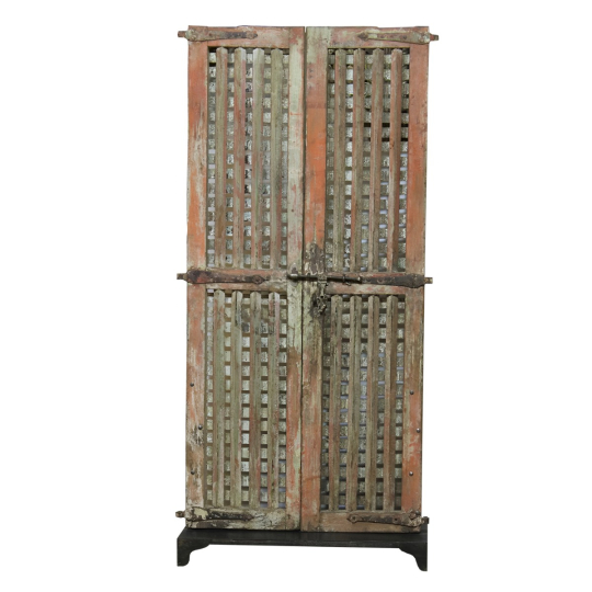 Bilge decorative door on stand 