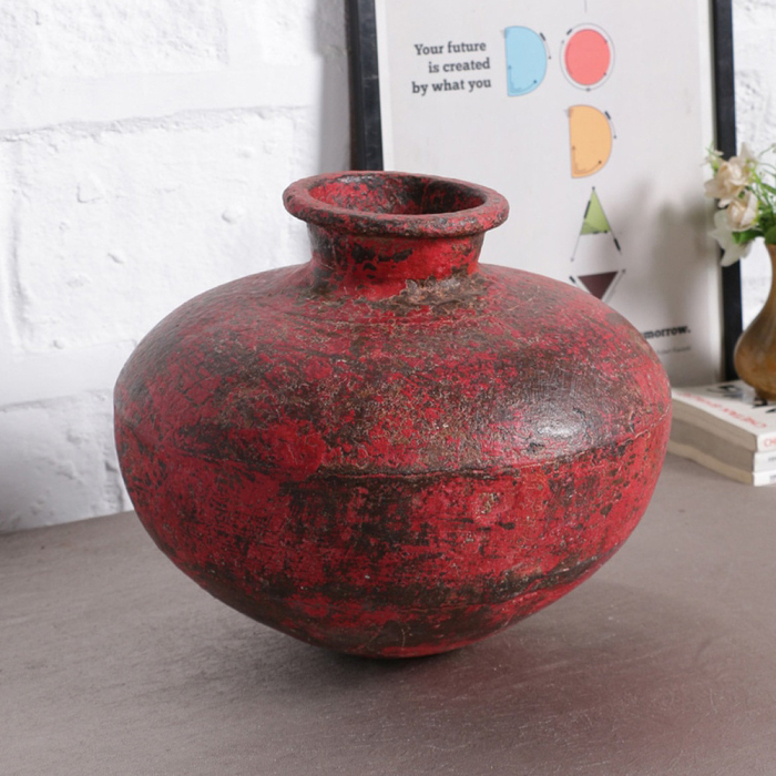 Modern red decorative pot for living room